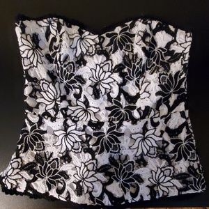 White House Black Market